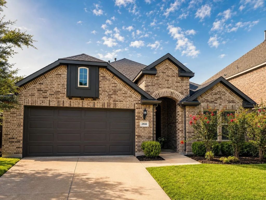 2810 Willow Lane, Melissa