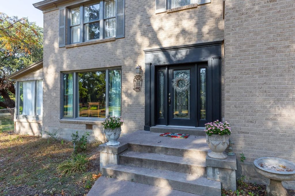 1102 Oldham Lane, Abilene