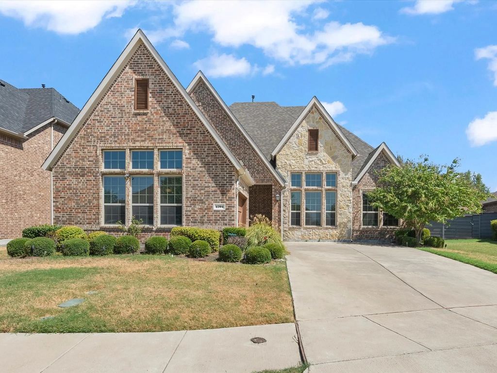 4704 Bonfire Way, Little Elm