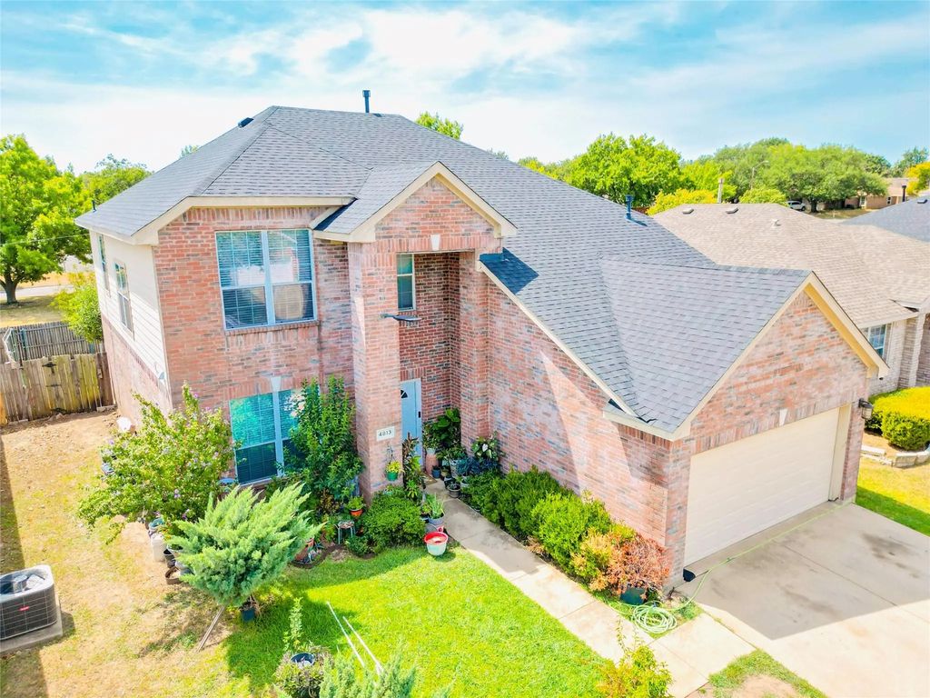 4813 Madyson Ridge Drive, Fort Worth