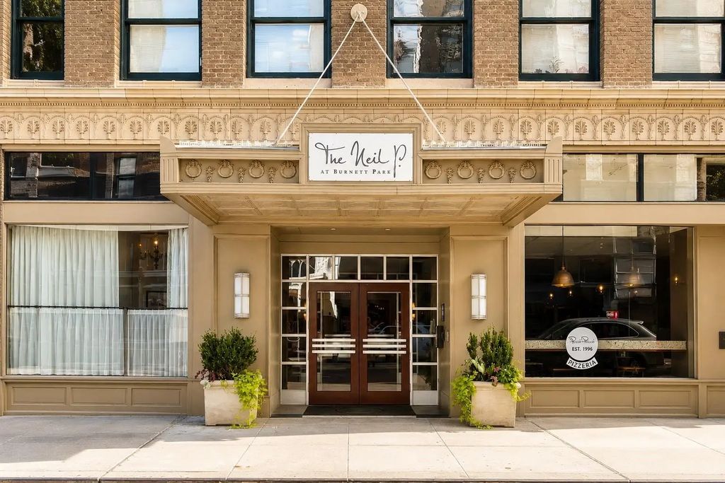 411 W 7th Street 906, Fort Worth