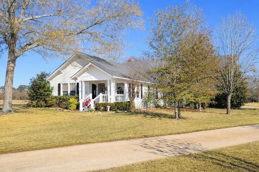 20272 County Road 4126, Lindale