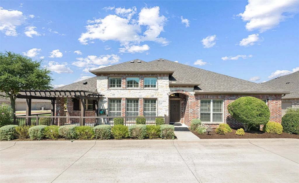 5682 Orchard Parkway, Fairview