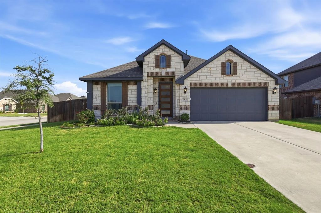 303 Pineview Lane, Ponder