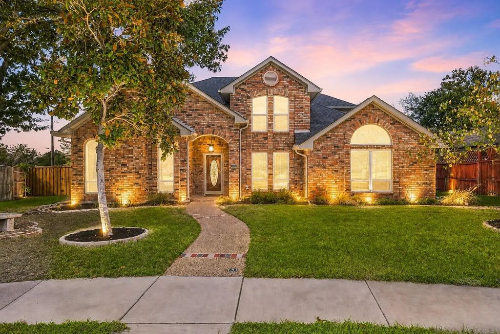 1222 Dentonshire Drive, Carrollton