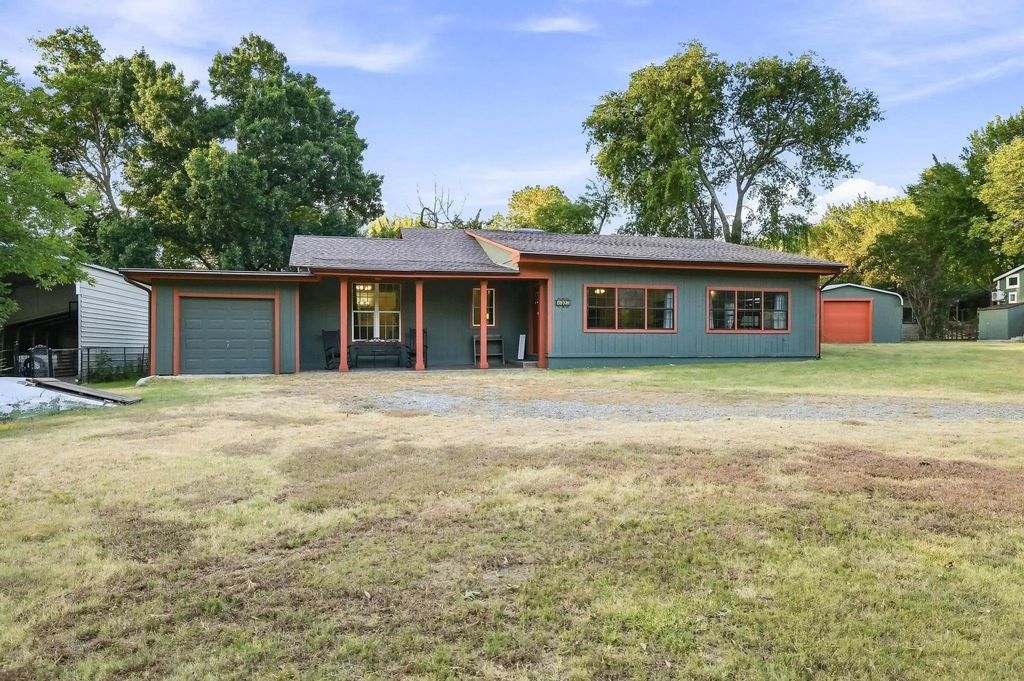 1027 Paradise Cove Road, Pottsboro