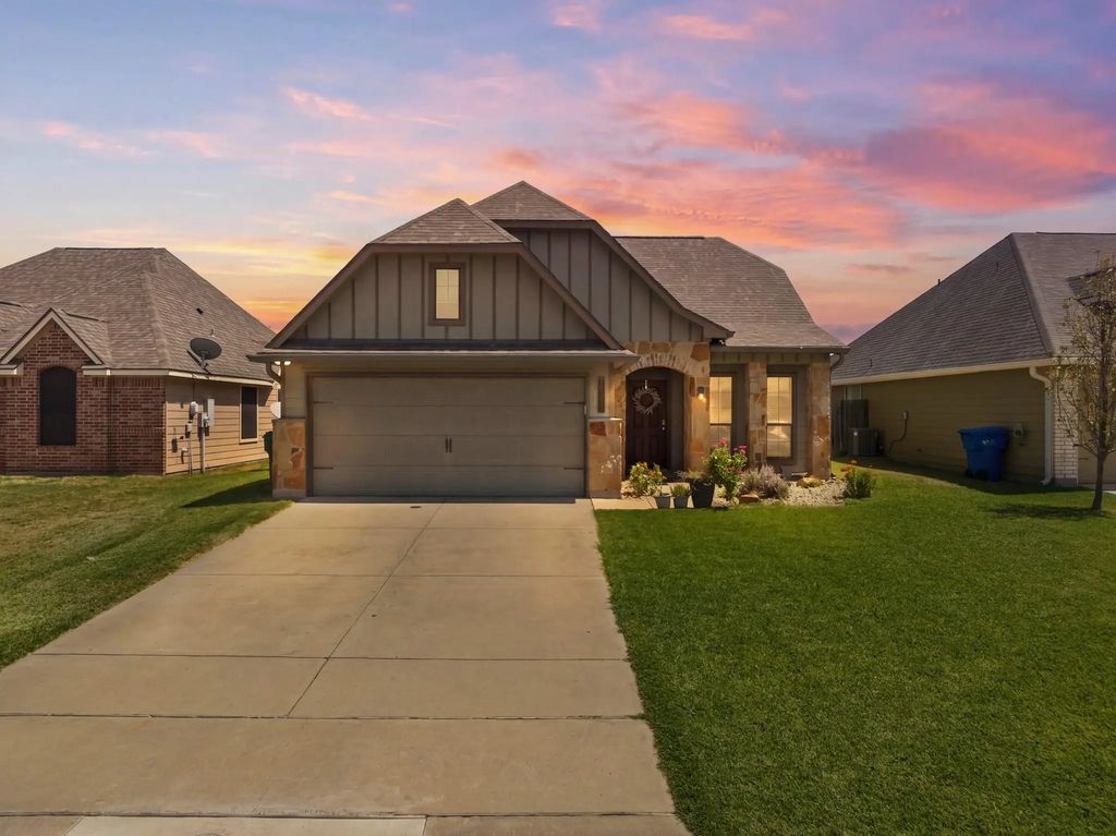 10333 Condor Loop, Waco