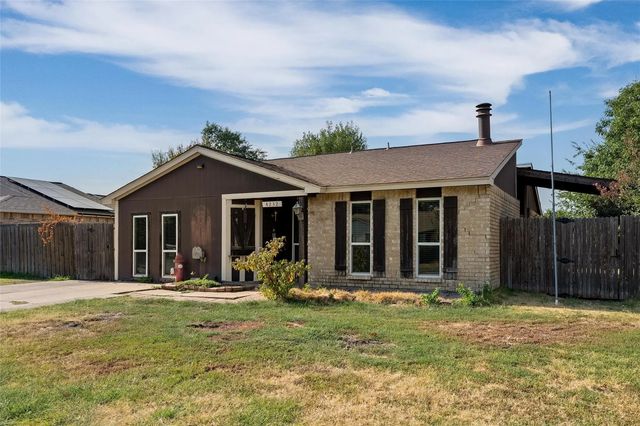4232 Caldwell Avenue, The Colony