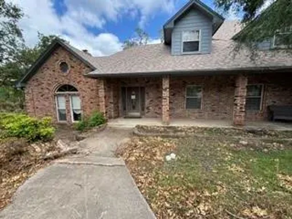 351 Sandlin Lane, Springtown