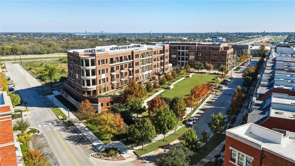 1530 Meeting Street 2402, Southlake