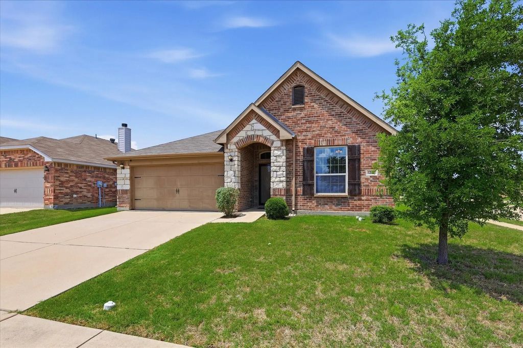 12000 Castleford Way, Fort Worth