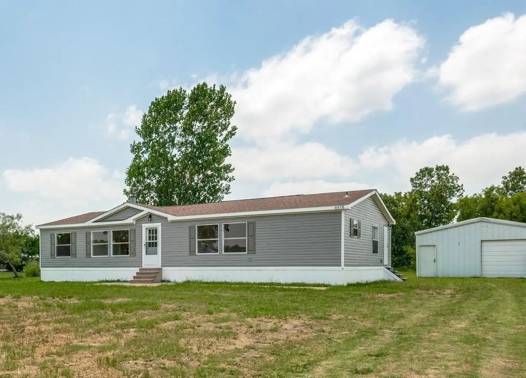 4418 County Road 2596, Royse City