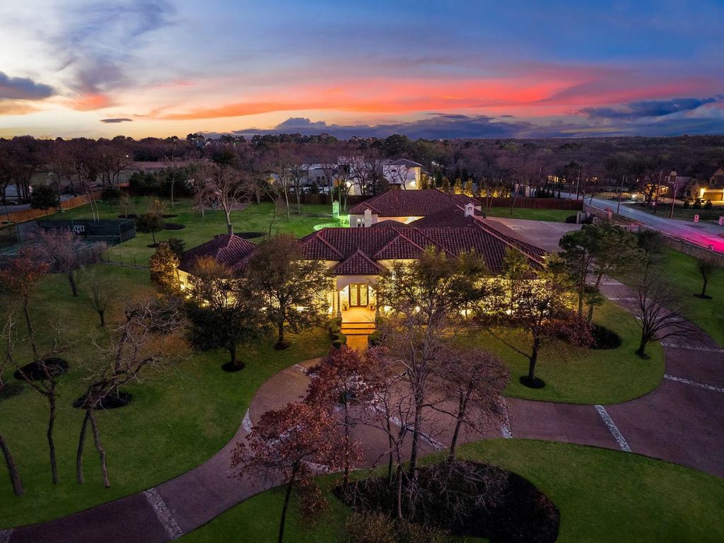 1075 W Dove Road, Southlake