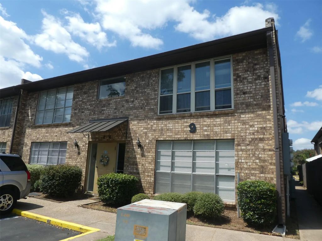 1820 E Kings Highway 245, Shreveport