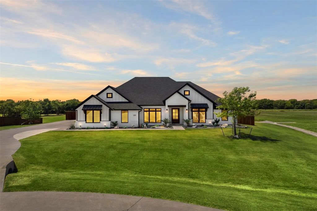 311 Mossy Point, Waxahachie