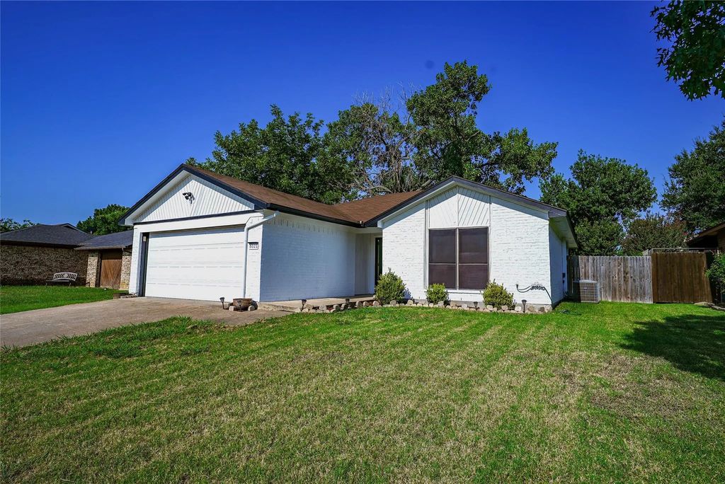 8021 Pebblebrook Drive, Watauga