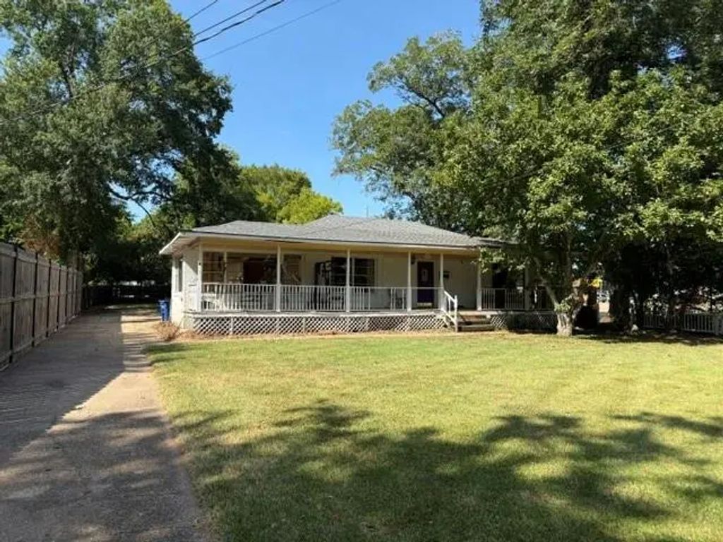 318 Ockley Drive, Shreveport