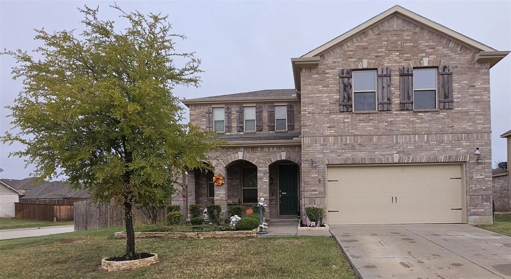 2736 Ryder Lane, Aubrey