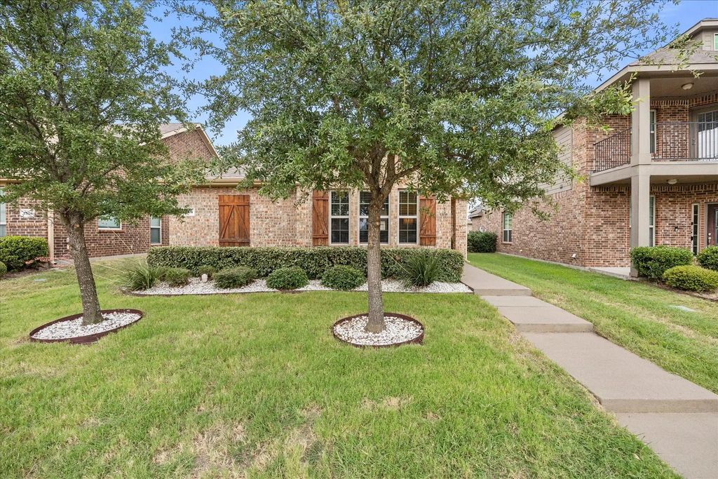 1316 Sweetgum Drive, Royse City