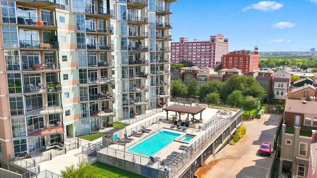 1001 Belleview Street 308, Dallas