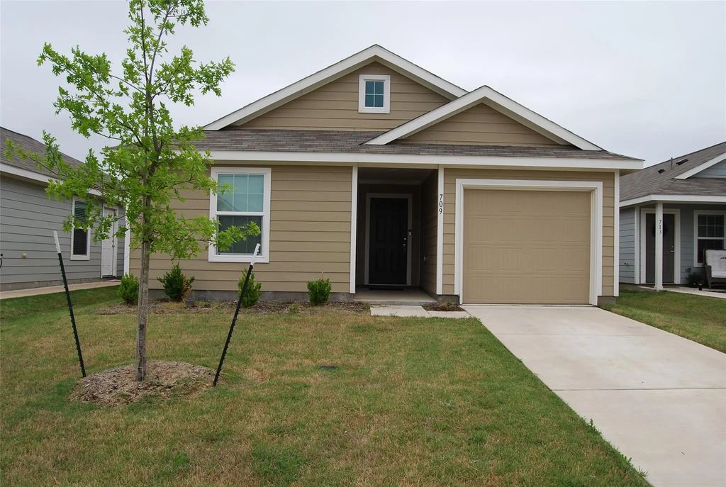 709 Slocum Way, Princeton