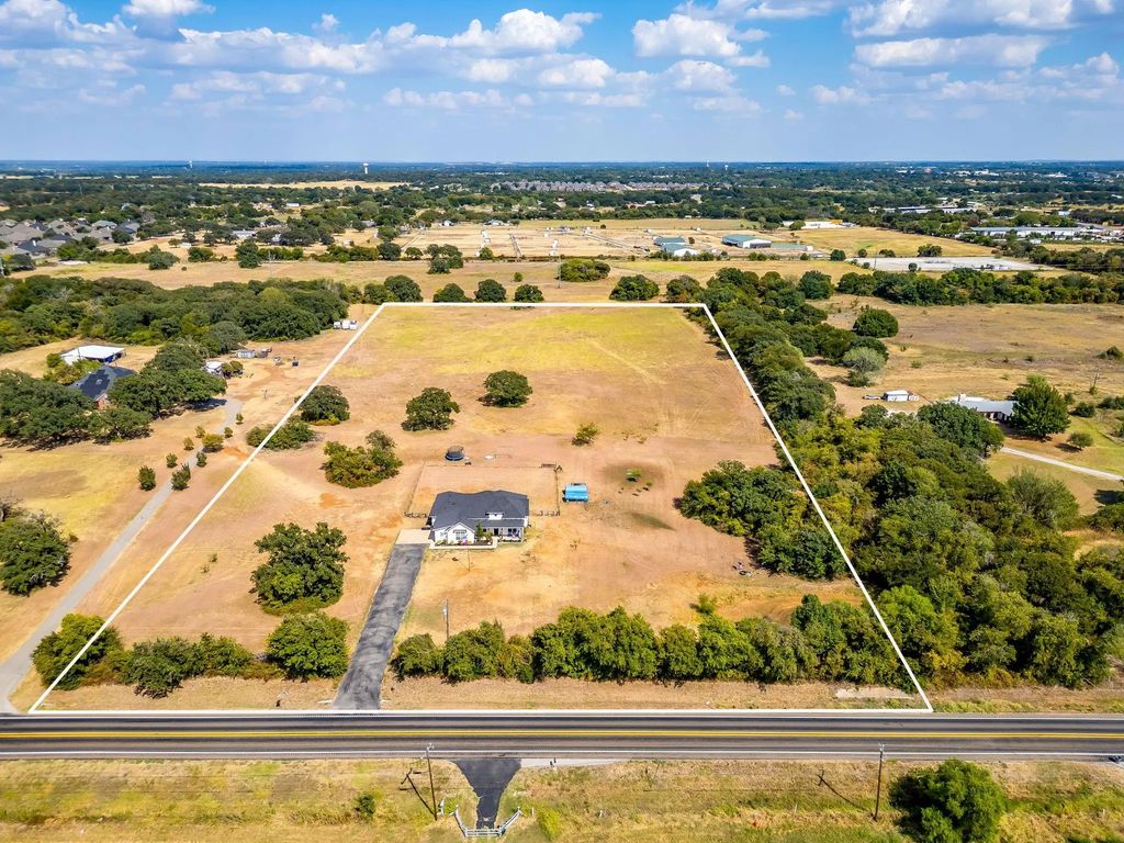 6202 Fm 1902, Burleson