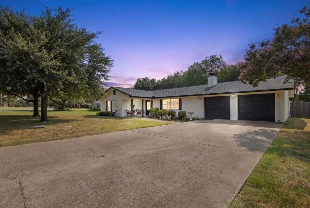 304 E Hideaway Lane, Hideaway