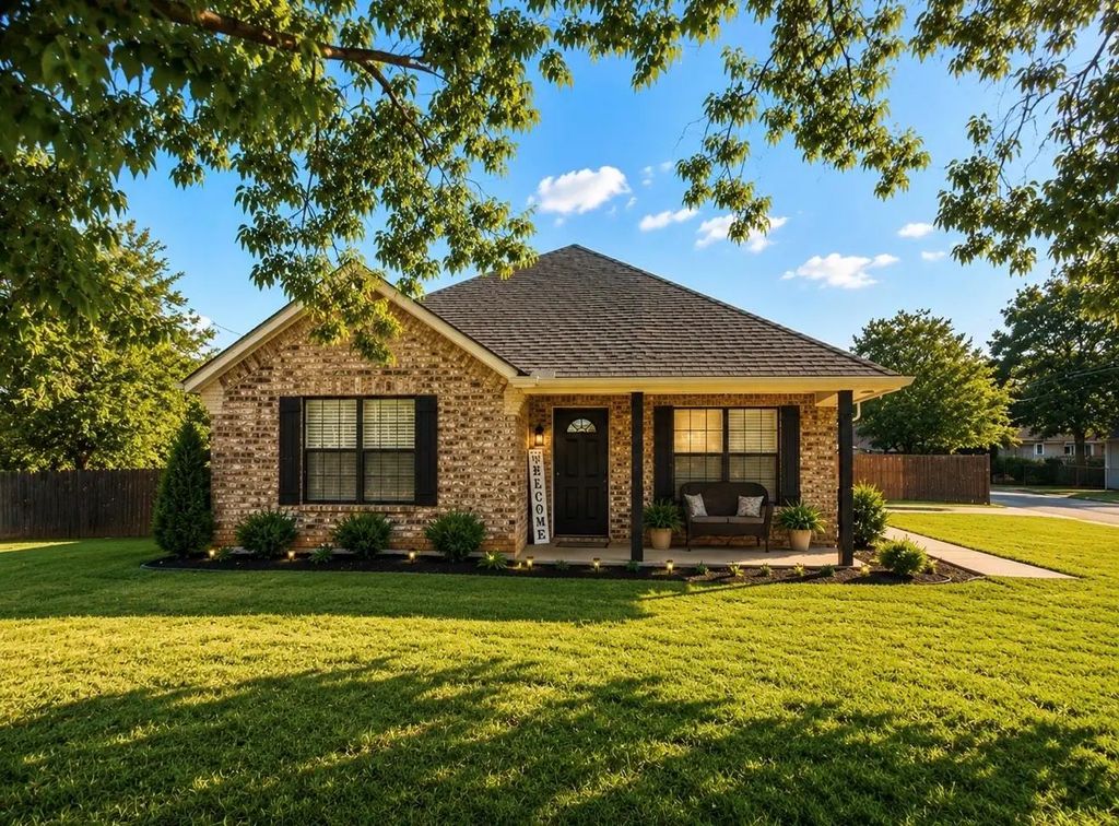 905 N Miller Street, Decatur