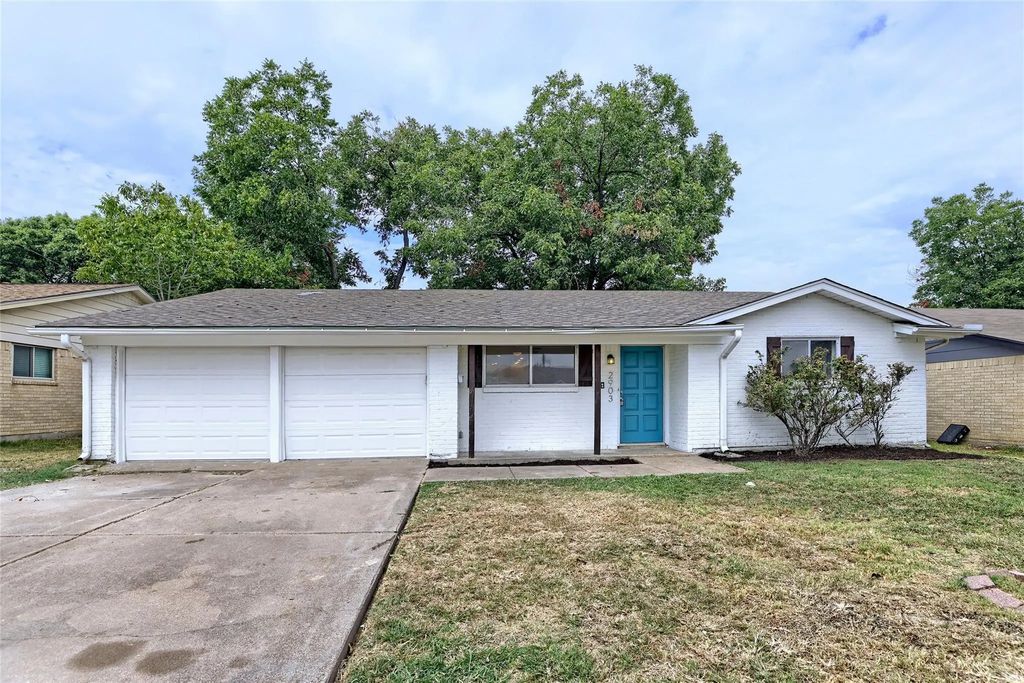 2903 E Mitchell Street, Arlington