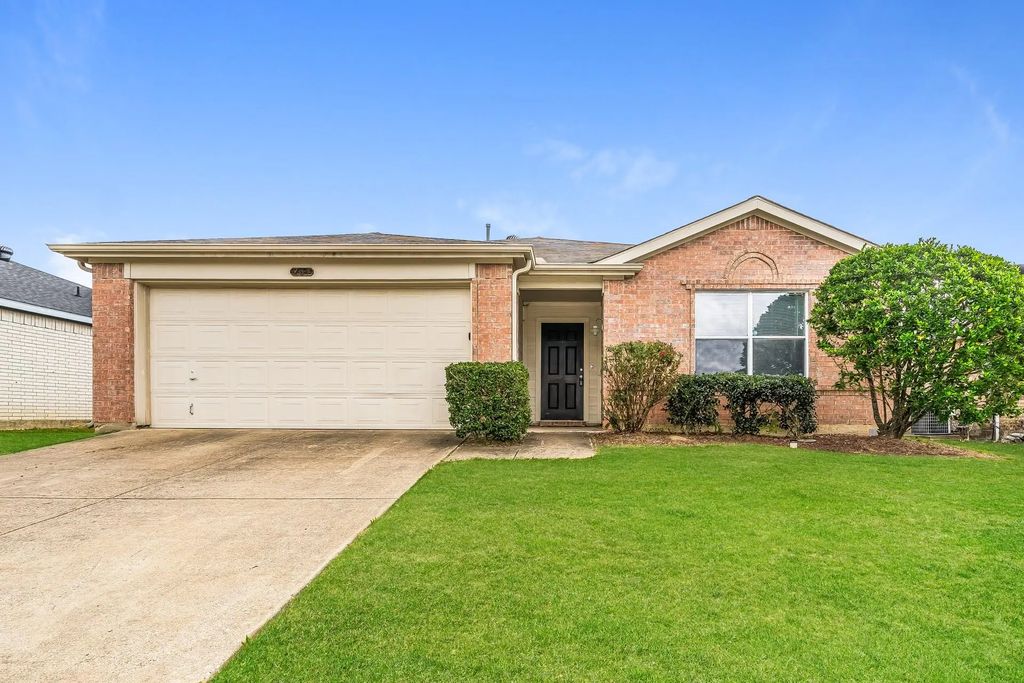 207 Prentice Drive, Seagoville