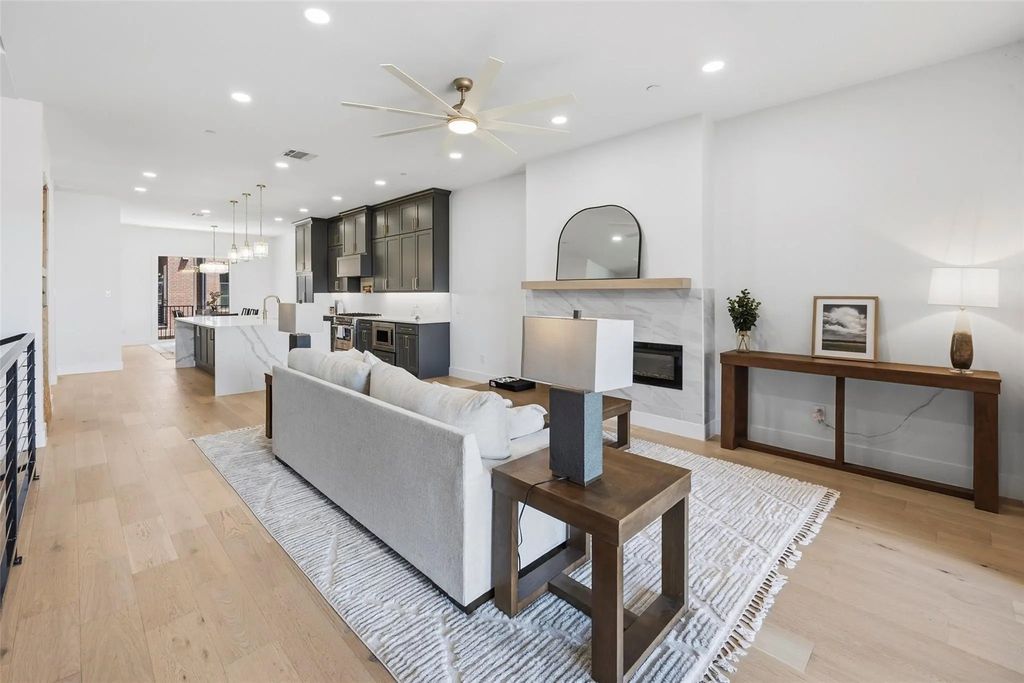 408 Vista Buena Trail, Fort Worth