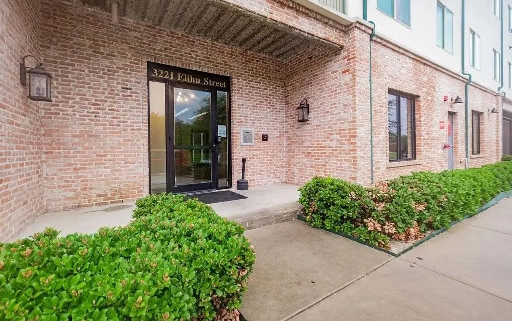 3221 Elihu Street 205, Dallas