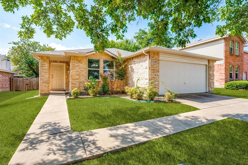 5221 Mountain Pointe Drive, McKinney