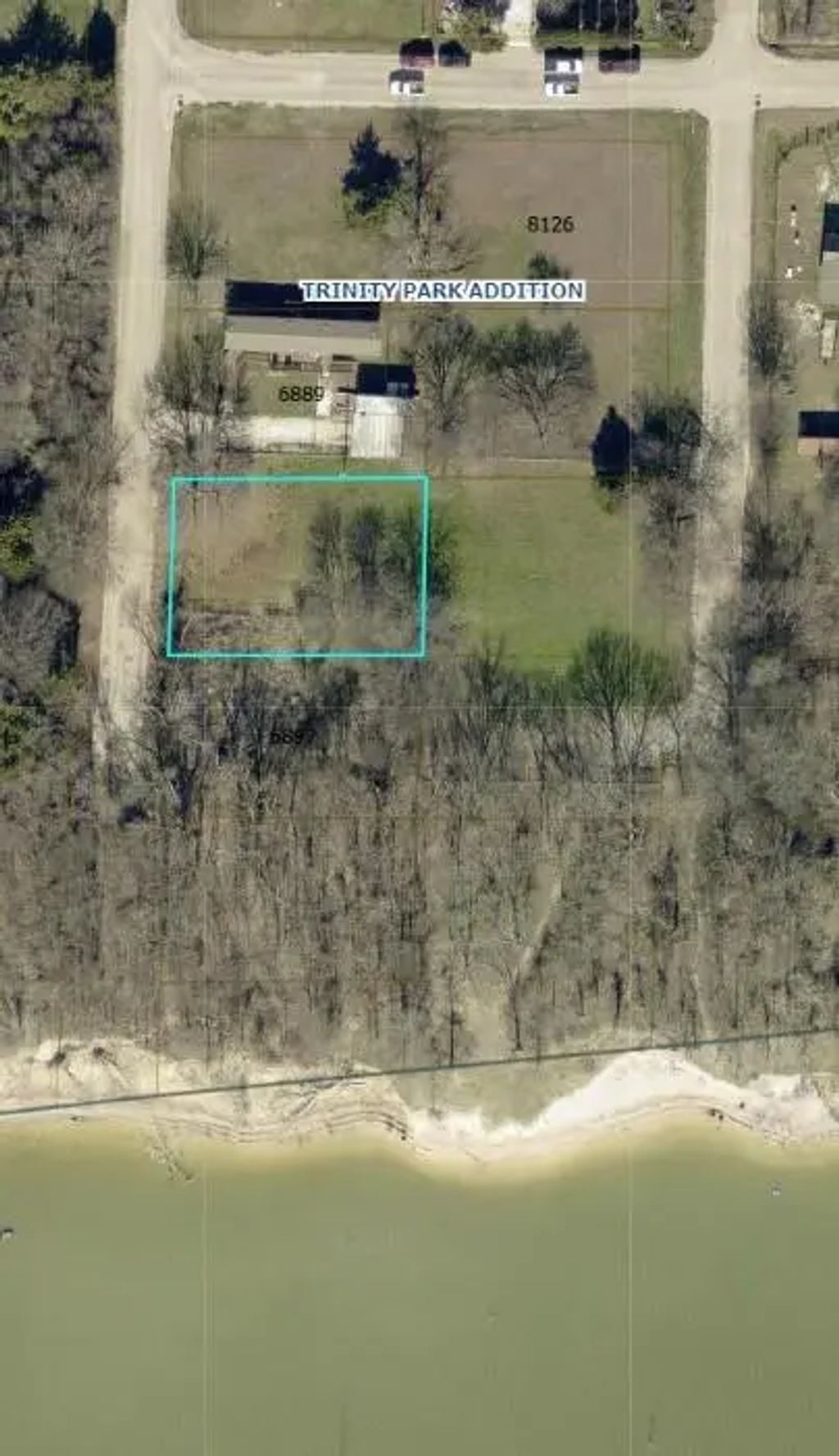 6893 County Road 889, Lucas