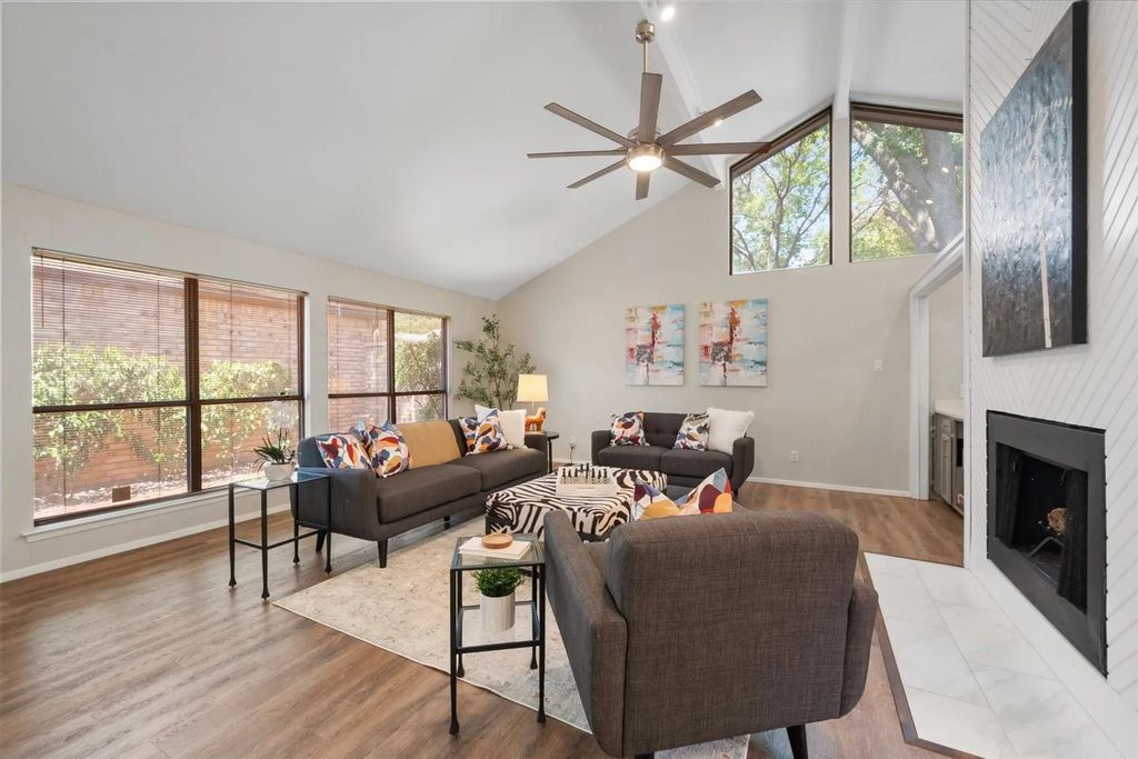 2216 Winter Sunday Way, Arlington