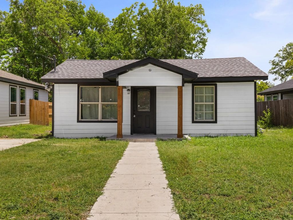 638 Bethpage Avenue, Dallas