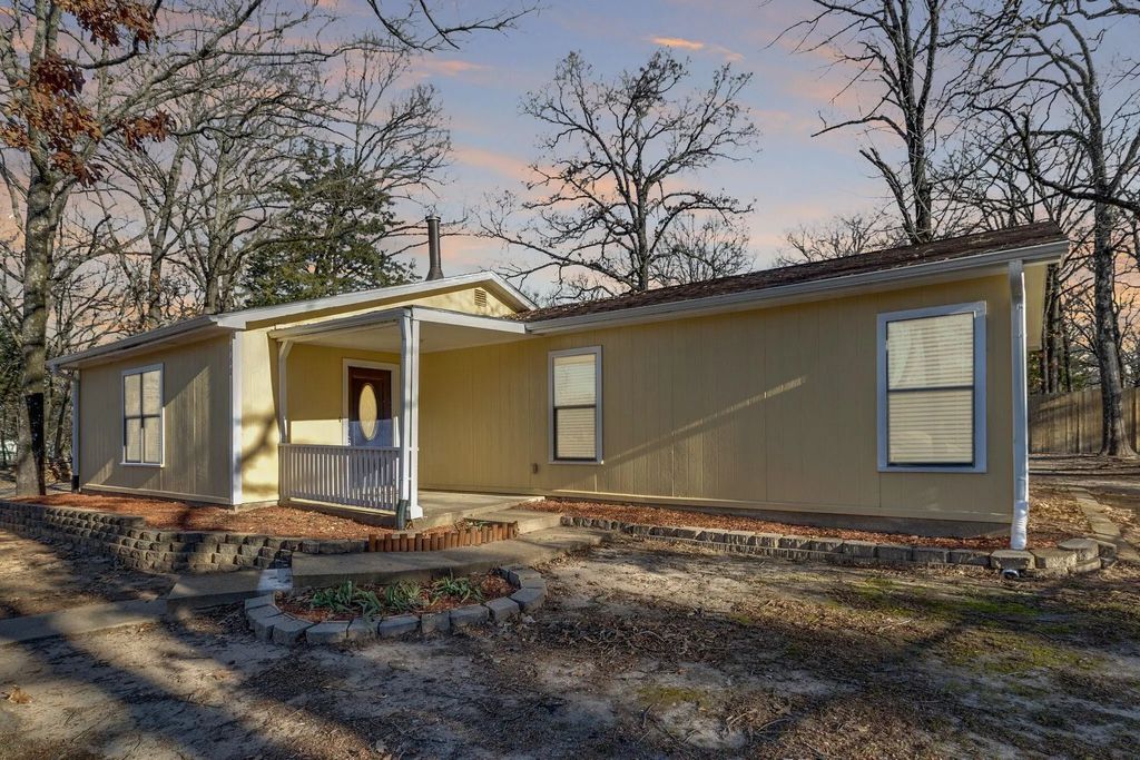 157 Harbor Drive, Gun Barrel City