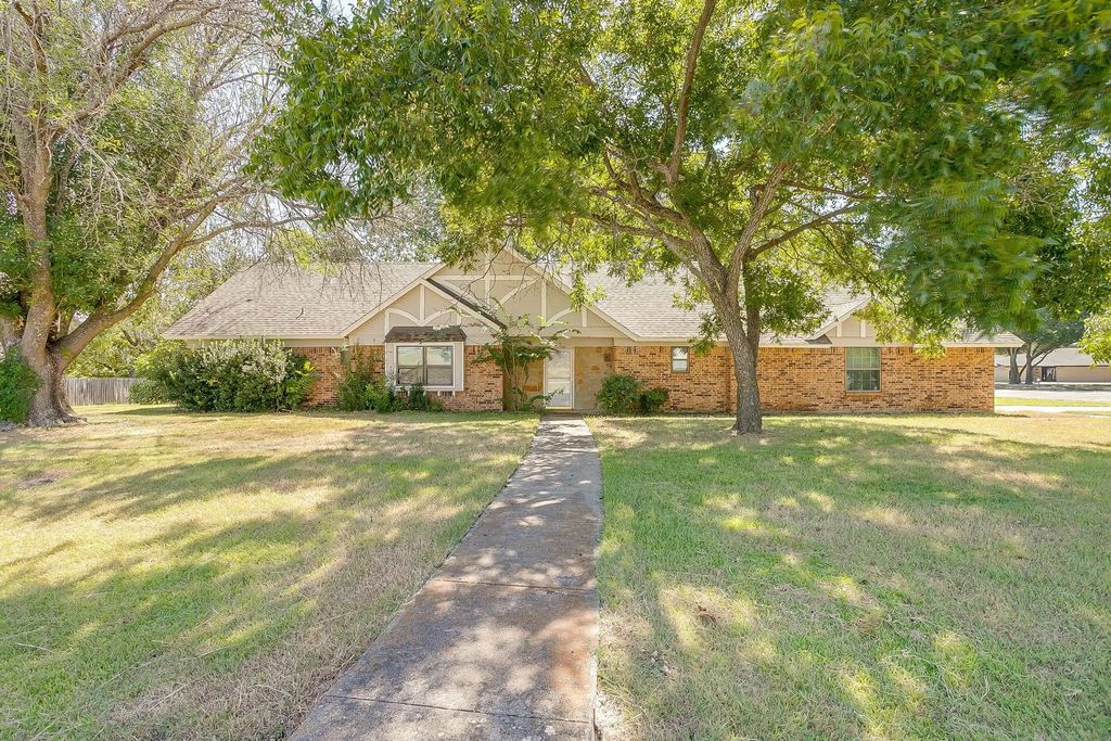 400 Mountain Valley Boulevard, Joshua