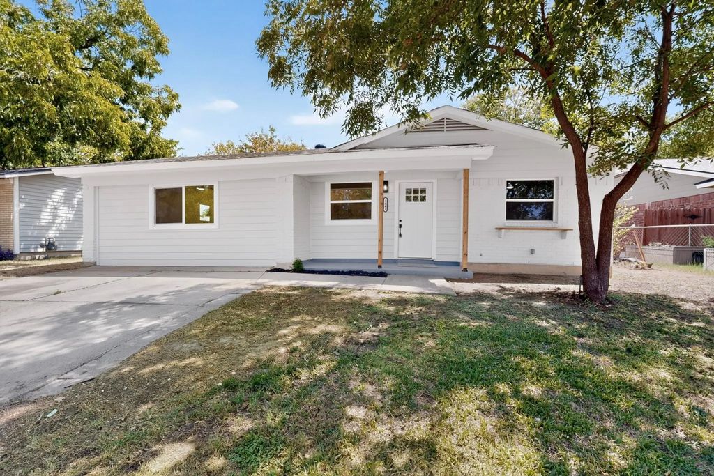 4841 Eastover Avenue, Fort Worth