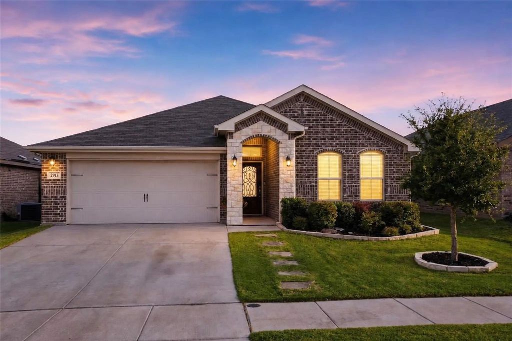 2913 Kokomo Court, Fort Worth