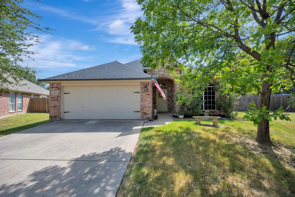 11501 Emory Trail, Fort Worth