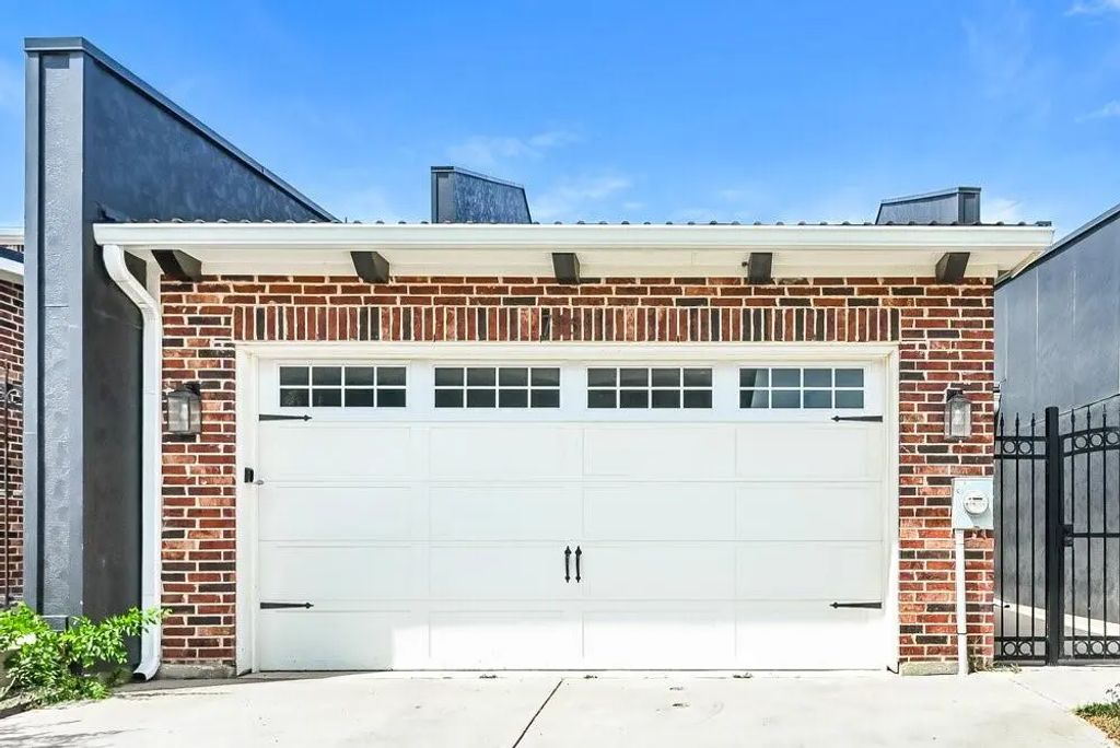 7161 9th Hole Drive, Fort Worth