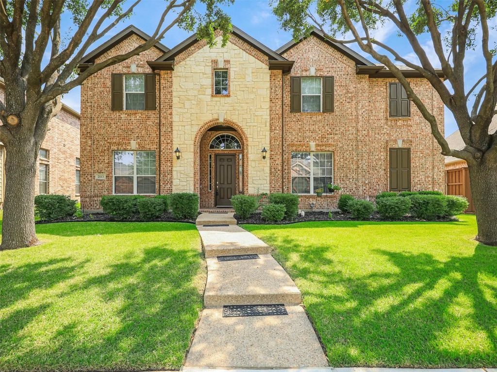 2113 Sandy Creek Drive, Frisco