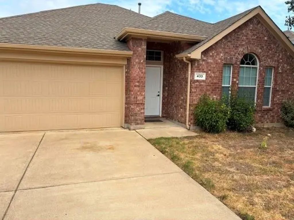 433 Angler Drive, Crowley