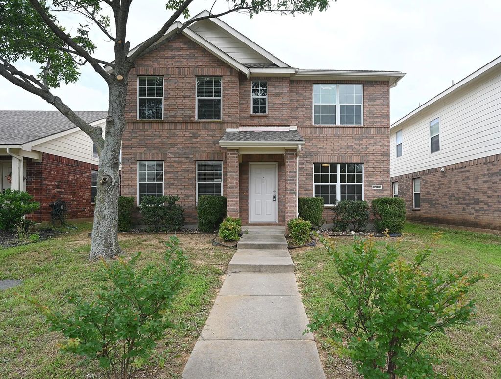 8908 Stewart Street, Cross Roads