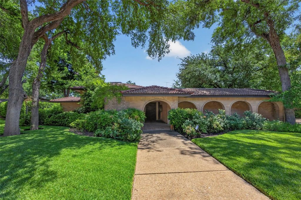 4204 Ledgeview Road, Fort Worth
