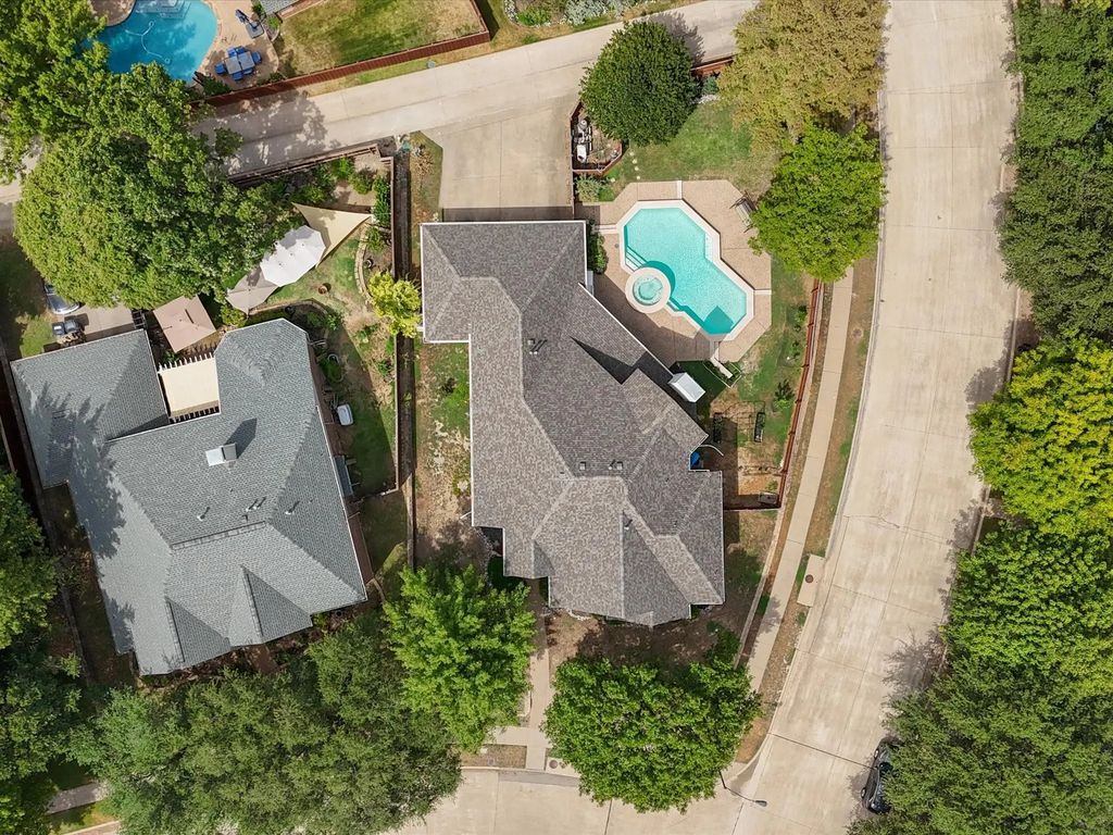 1200 Wills Point Drive, Allen