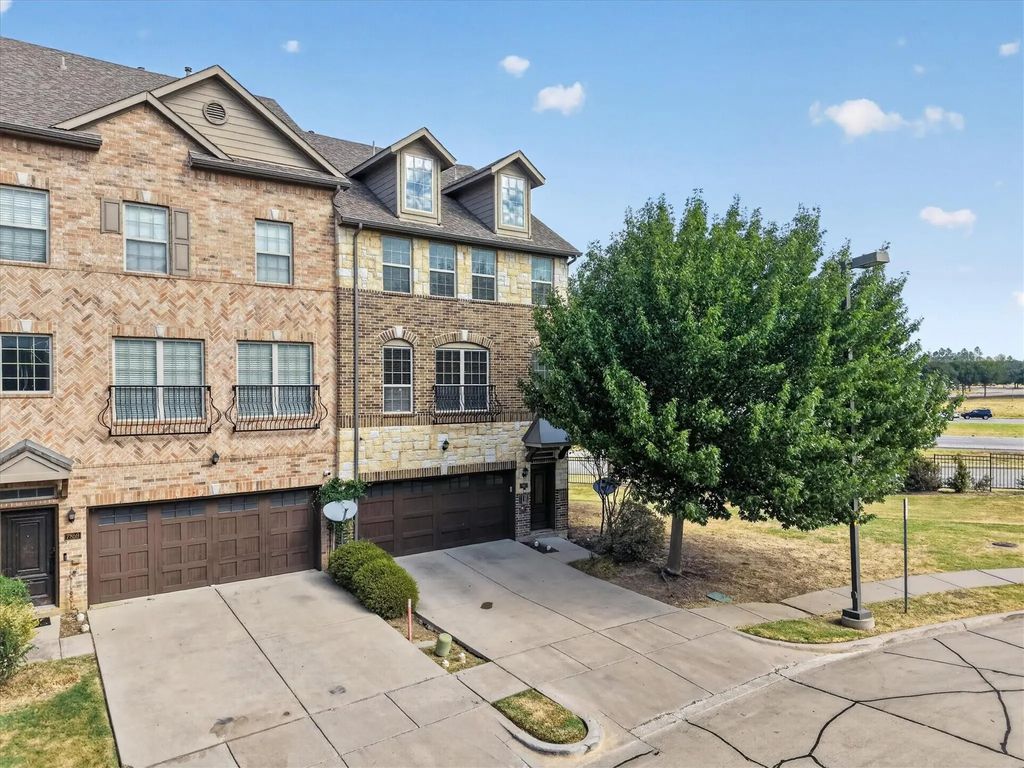 7863 Liverpool Lane, Irving
