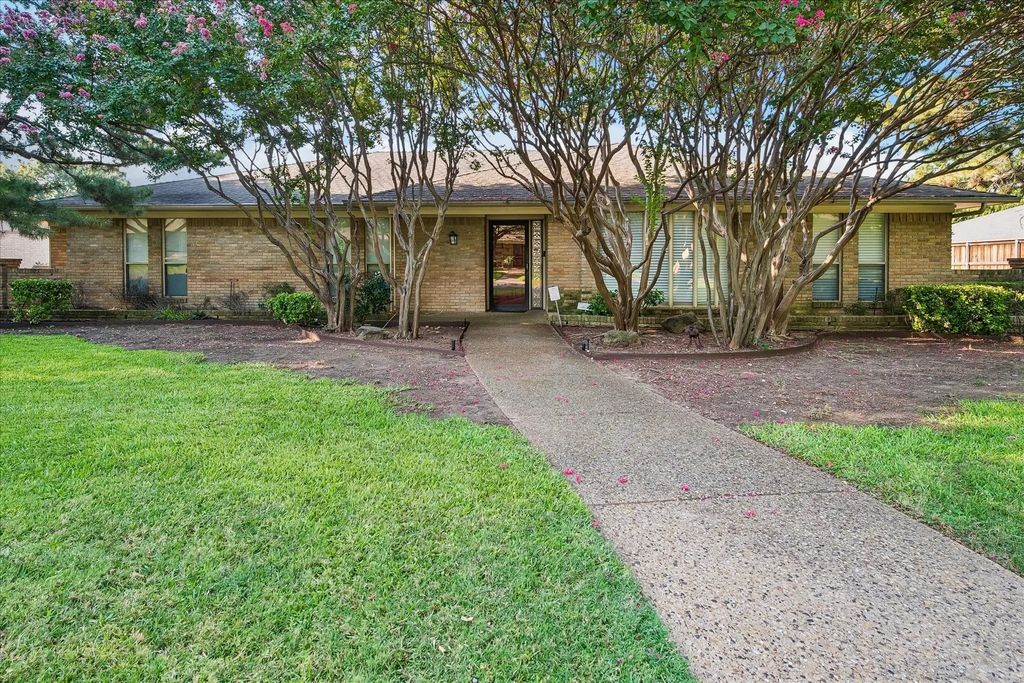 4108 Myerwood Lane, Dallas