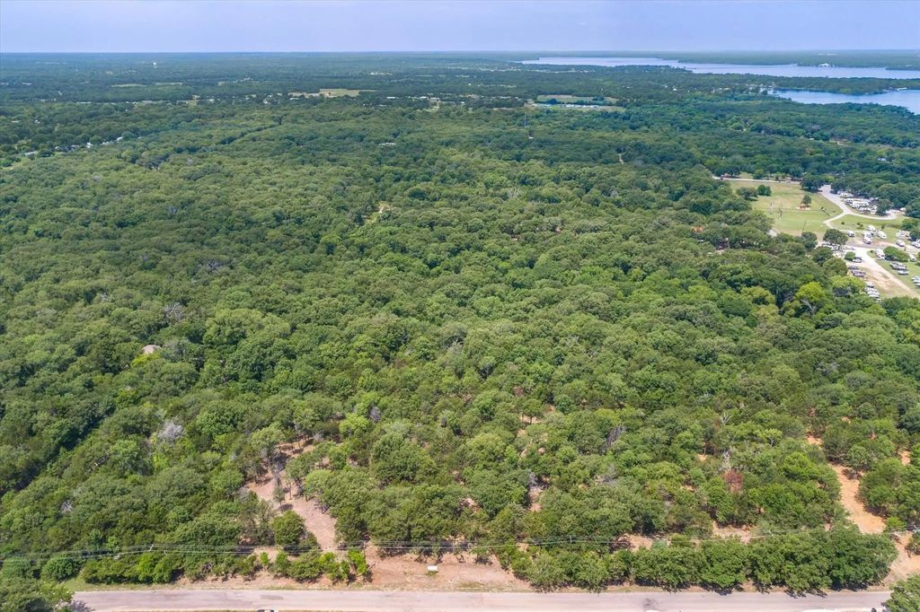 4423 County Road 3706, Wills Point